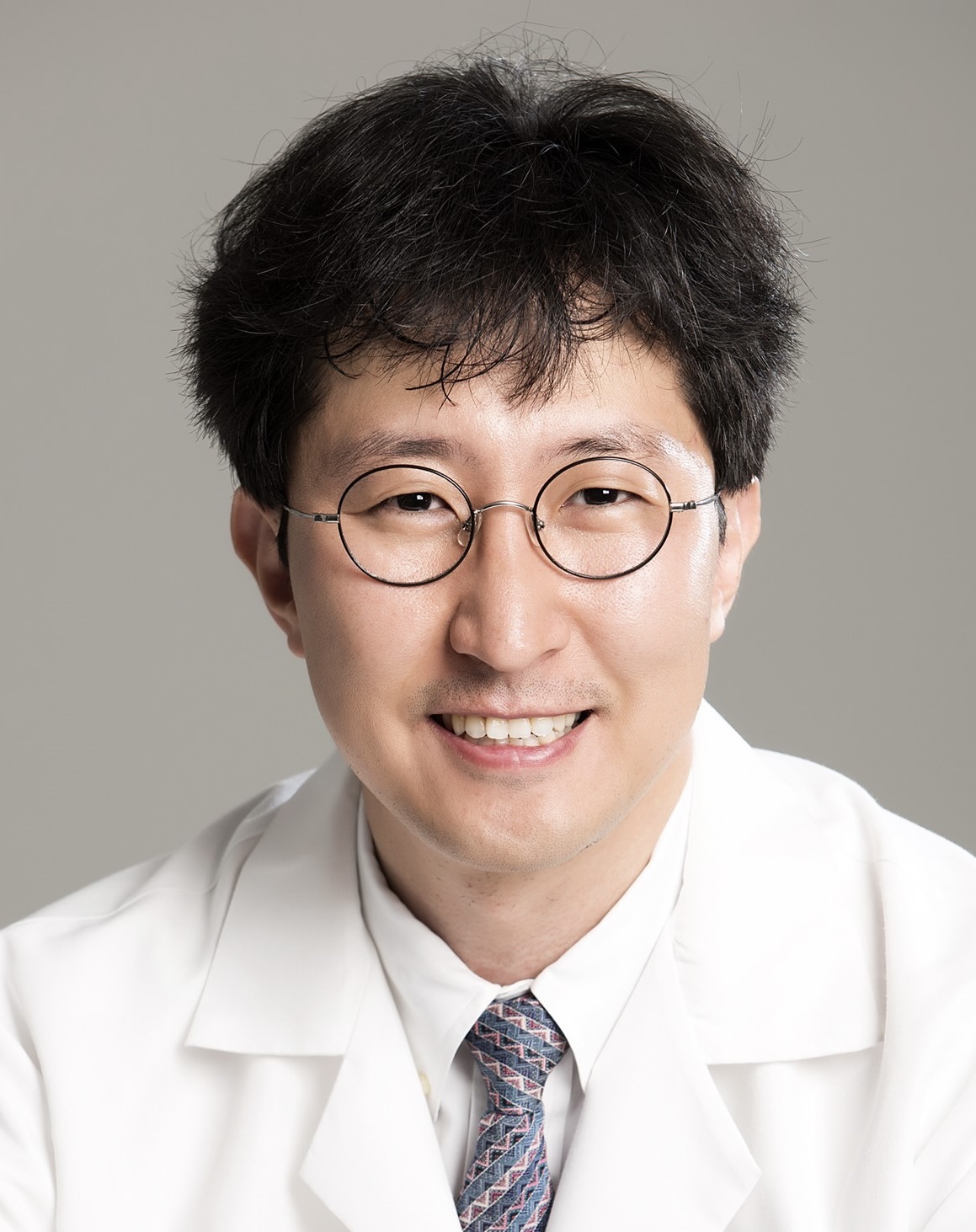Portrait of Dong Wook Kim, MD