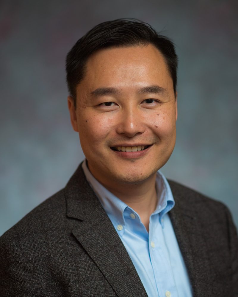 Portrait of Lin Shen, MD, MBI, FAMIA