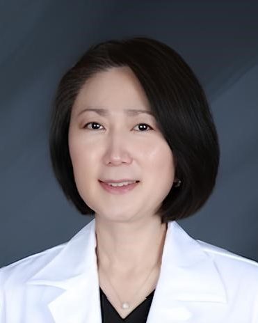 Portrait of Sophia Lee, MD